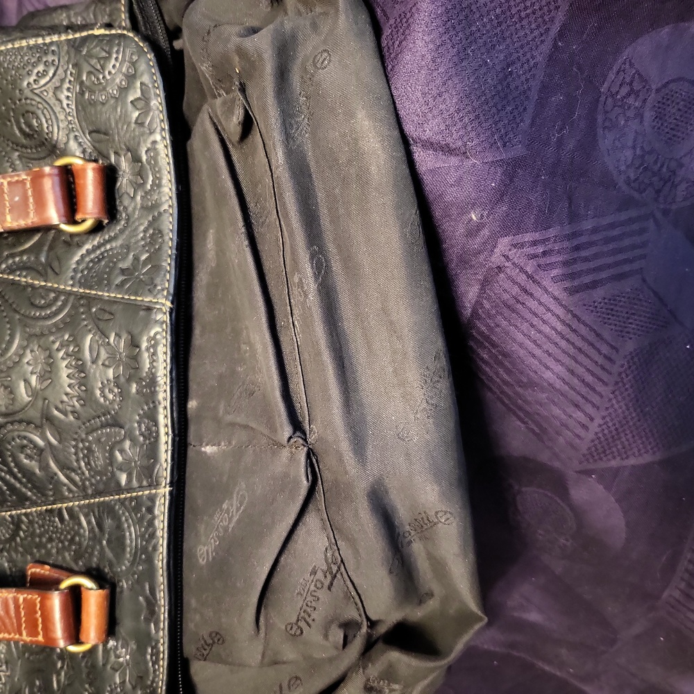 Bag: Authentic Fossil Tooled Embossed Leather Sho… - image 7